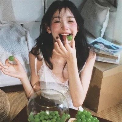 奇异人生马戏团封面